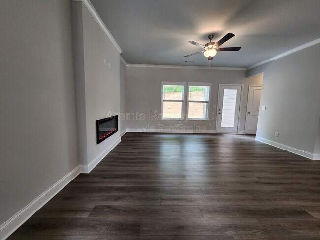 Foto del edificio - 5265 Wexford Ln