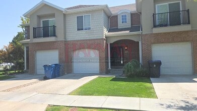Building Photo - 269 Sunshine Dr