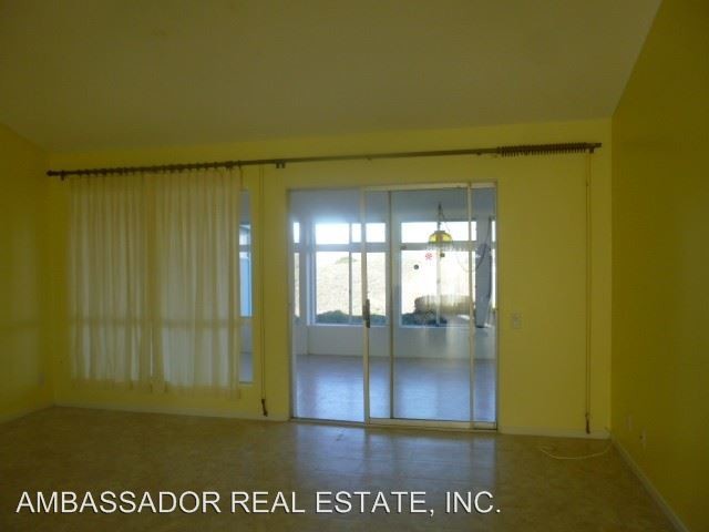 Building Photo - 2 br, 2 bath House - 3615 Vista Bella #34