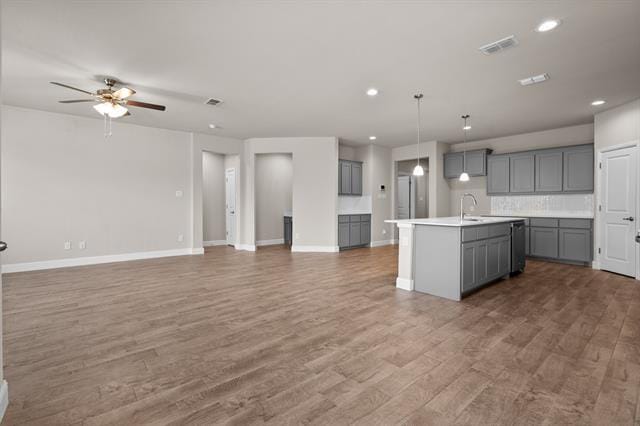 Building Photo - 825 Blackhorse Trl