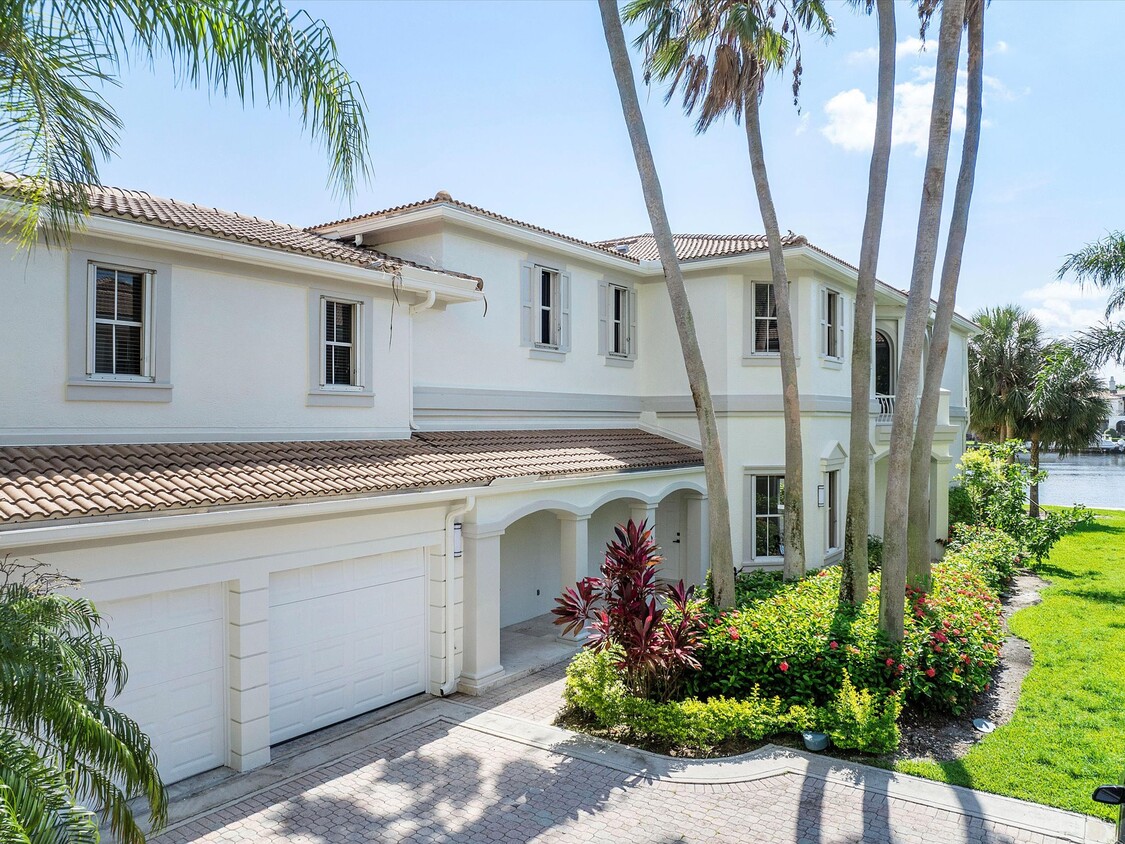 Photo - 21301 NE 38th Ave (Aventura, FL)