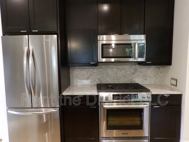 Foto del edificio - 2926 Porter St NW