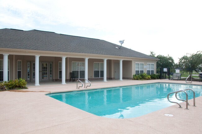 Foto del edificio - 4888 Hooper Rd