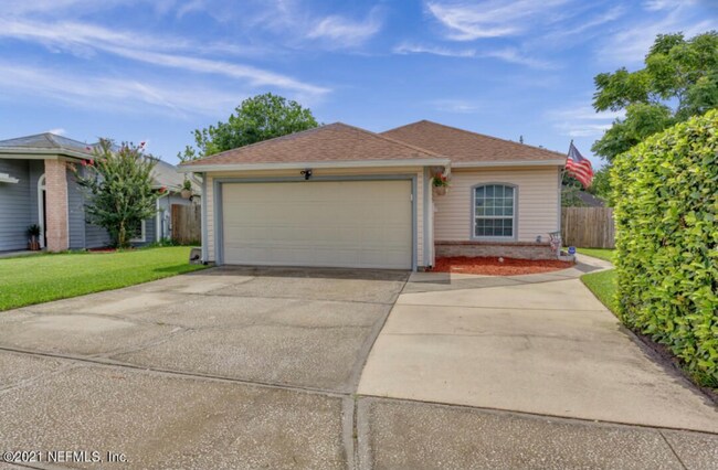 Building Photo - 1827 Wildwood Creek Ln