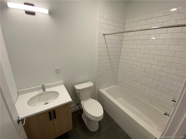 Foto del edificio - 104 Howe St