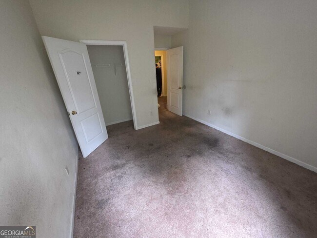 Foto del edificio - 156 Madeline Ct