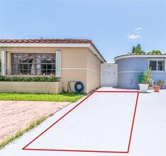 Building Photo - 14726 SW 82nd Terrace