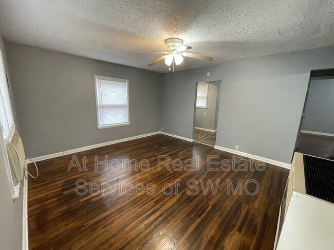 Foto del edificio - 1732 W Thoman St