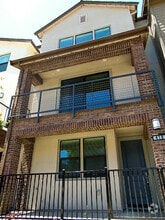 Building Photo - 418 Morello Dr