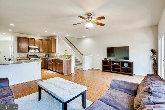 Foto del edificio - 43350 Wayfarer Sq