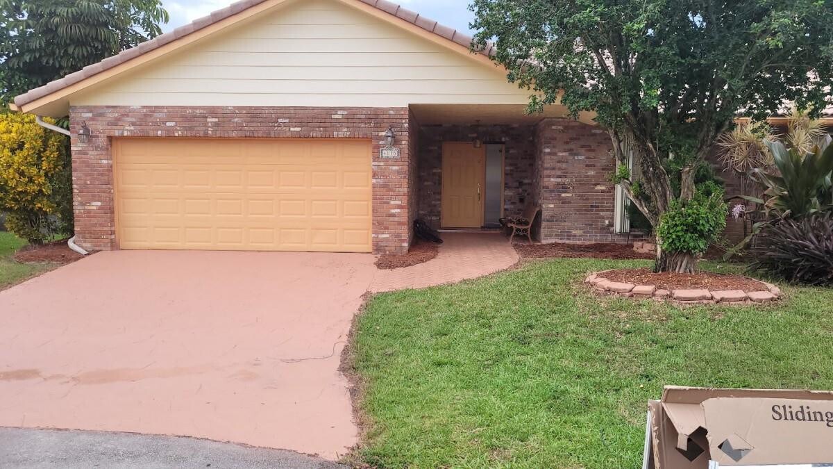 Foto principal - 4115 NW 70th Way