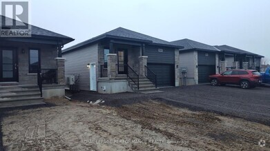 Building Photo - 1223 Montblanc Cres