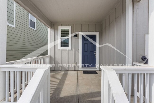 Foto del edificio - Gorgeous Home with Washer/Dryer and Fenced...