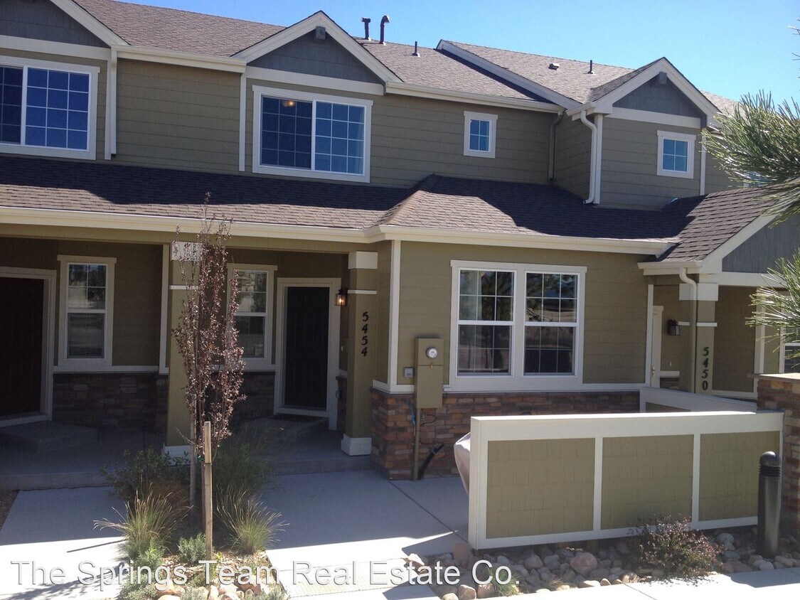 Foto principal - 2 br, 2.5 bath House - 5454 Jordy Russ Grove