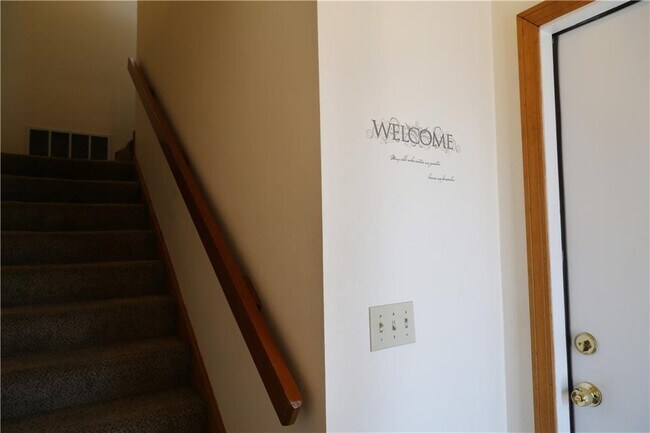 Foto del edificio - 235 Morgan Ave