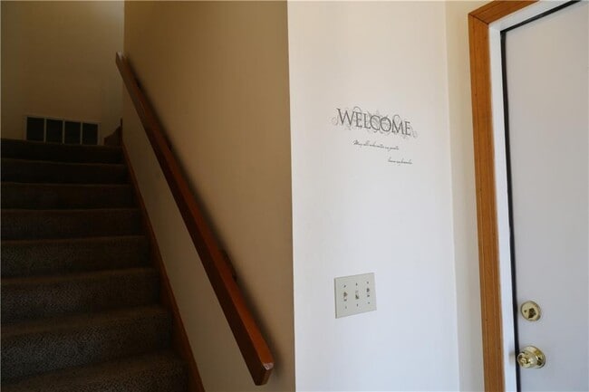 Building Photo - 235 Morgan Ave