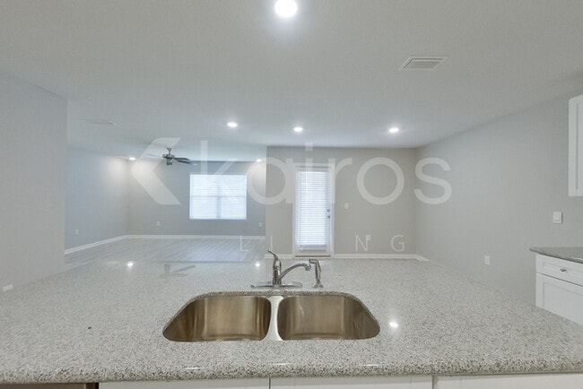Foto del edificio - 140 Swallowtail Ln