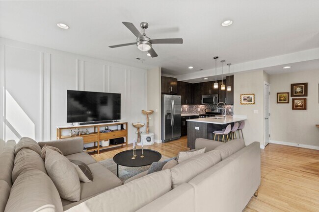 Foto del edificio - 3553 S Emerson St