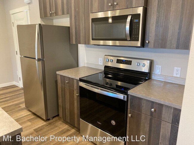 Foto del edificio - 1140 SW 27th St