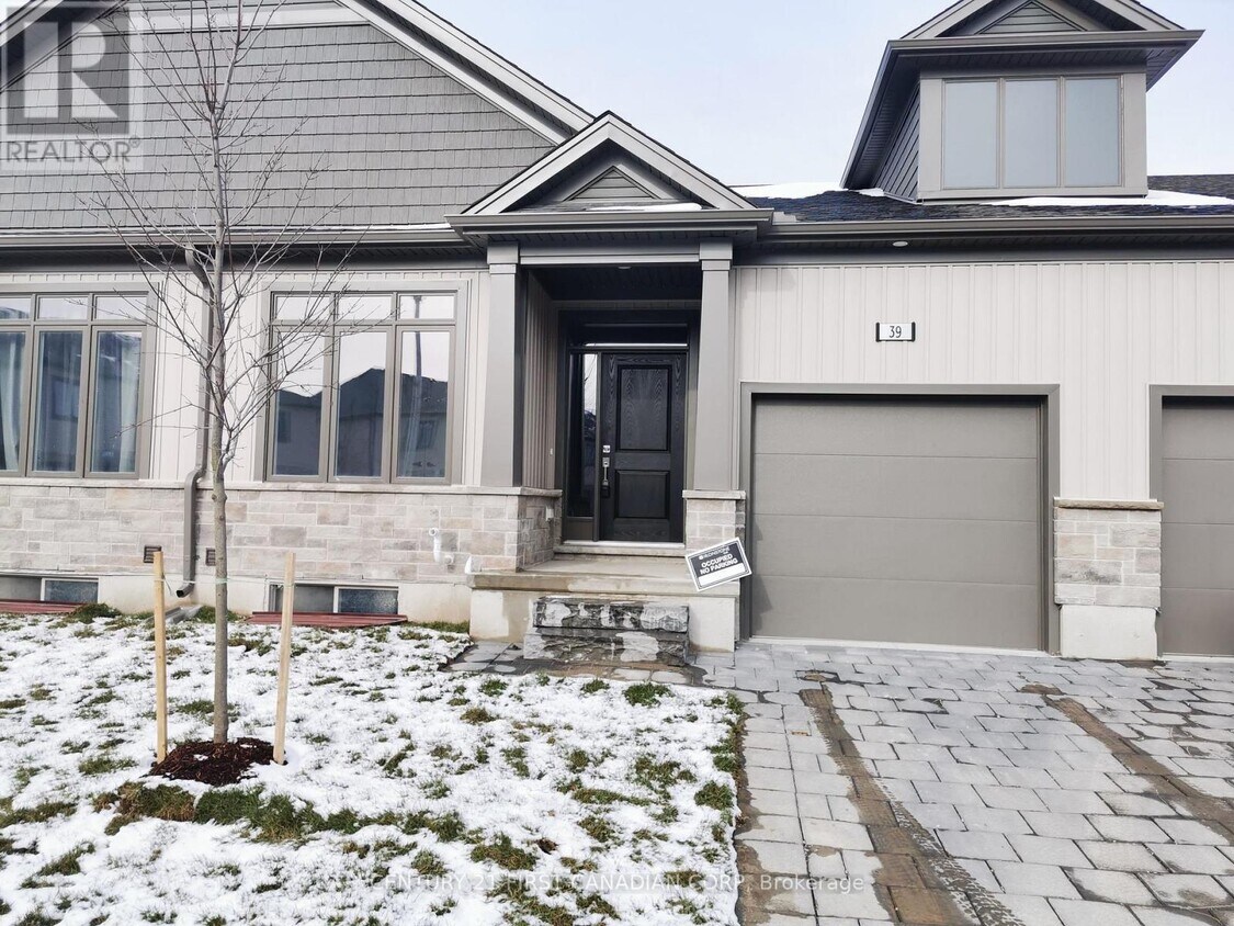 Photo principale - 745-745 Chelton Rd