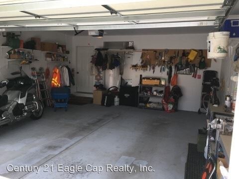 Building Photo - 3 br, 2 bath House - 3003 Misty Ave