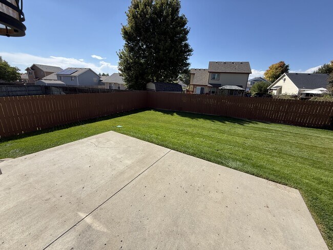 Building Photo - 3153 51st Ave