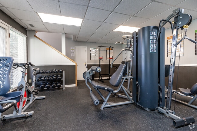 Fitness Center - Prairie Woods Apartments