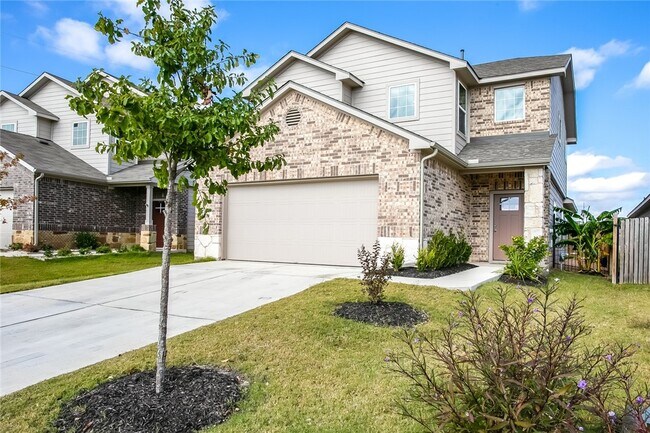 Foto del edificio - 605 Callahan Ln