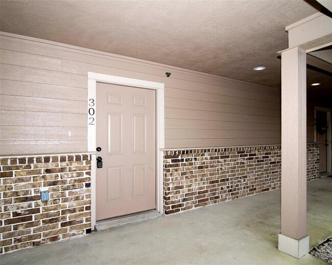 2002 20th St, Huntsville, TX 77340 Townhome Rentals in Huntsville TX