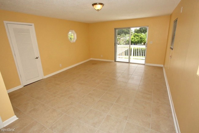 Foto del edificio - 5 br, 3 bath House - 212 Gregory Place