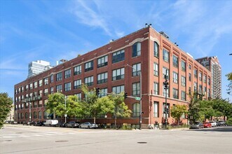 Building Photo - 1727 S Indiana Ave