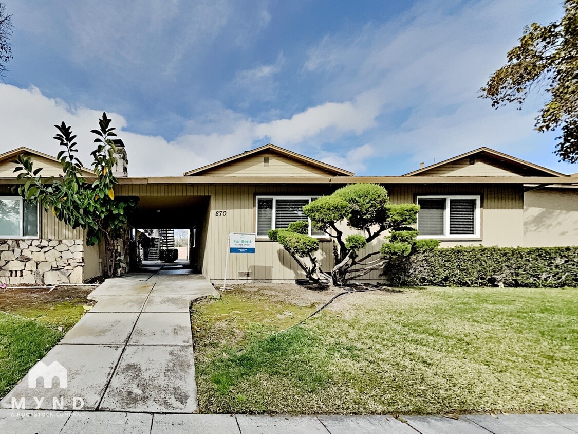 Foto principal - 870 Burbank Dr