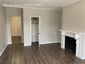Building Photo - 12 Cedar Pl