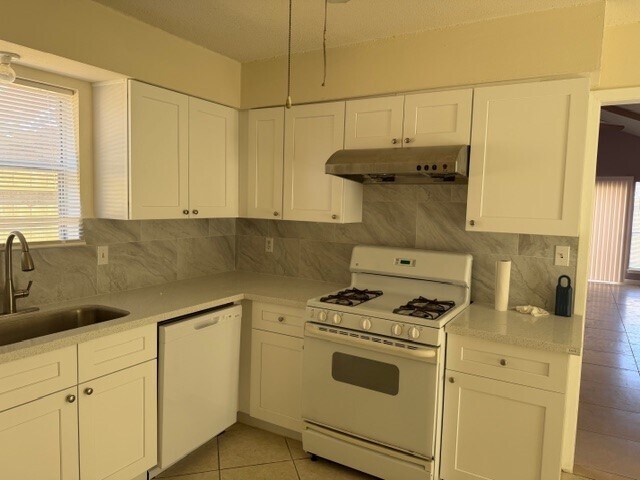 Foto del edificio - 11926 Alief Pl Dr