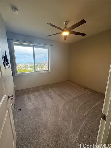 Foto del edificio - 42-101-101 Aleka Pl