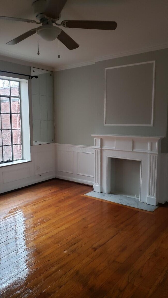 Building Photo - 1157 Bryden Rd