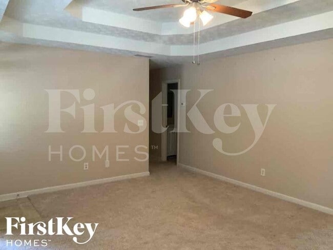 Building Photo - 100 Myrtle Grove Ln