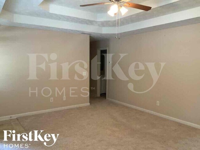 Foto del edificio - 100 Myrtle Grove Ln