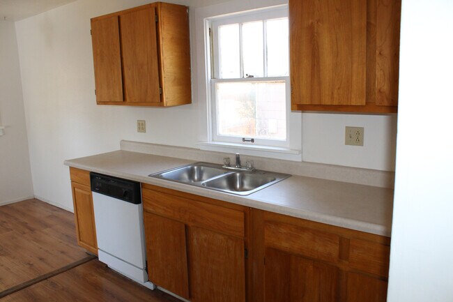 Foto del edificio - 2344 Orchard Ave