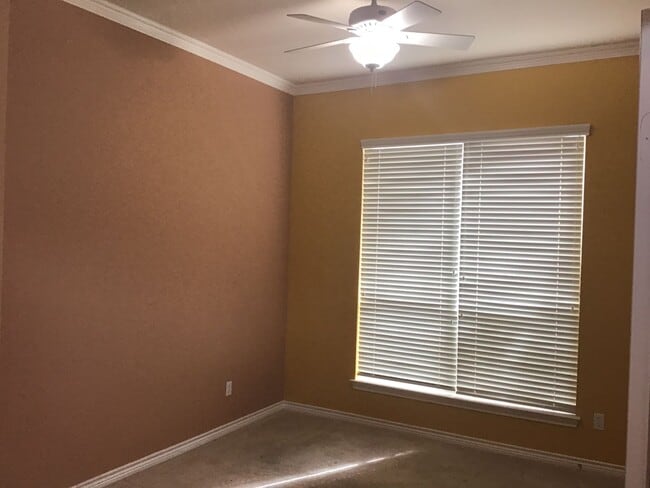 Building Photo - Coming Soon!!! 4/2/2 with Fireplace!