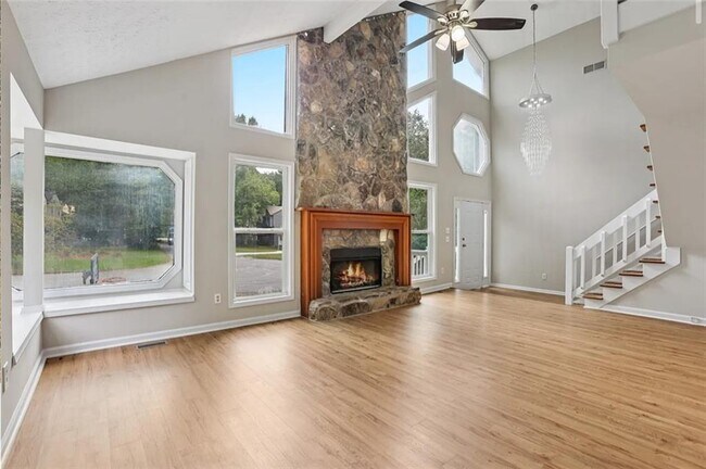 Foto del edificio - 270 St Simon's Cove