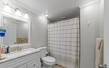 Building Photo - 97 Shawmont Ln