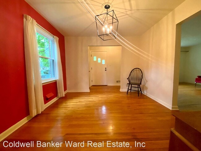 Building Photo - 3 br, 1 bath House - 417 Katherine Ave