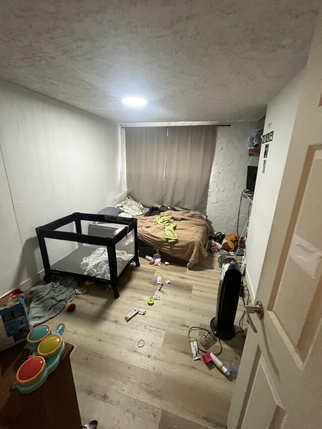 Building Photo - 13454 Crestview Dr