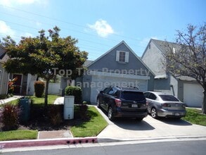 Building Photo - 2611 Regent Rd