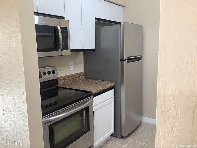 Foto del edificio - 1 br, 1 bath Condo - 3237 NW 103rd Dr