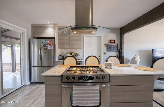 Foto del edificio - 1307 N 71st St