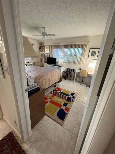 Foto principal - 2110 NE 39th St
