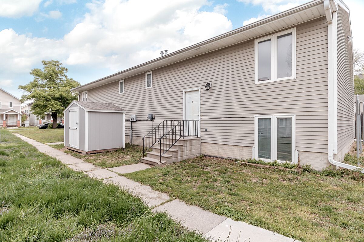 2323 U St, Lincoln, NE 68503 Townhome Rentals in Lincoln NE