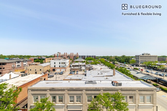 Building Photo - 100 N Addison Ave